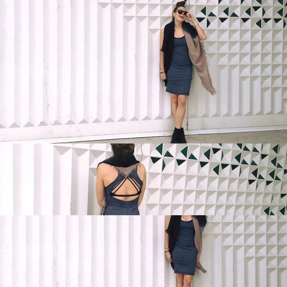 Lululemon Black White Micro Stripe Go For It Athletic Midi Dress Size 8 - Picture 9 of 11